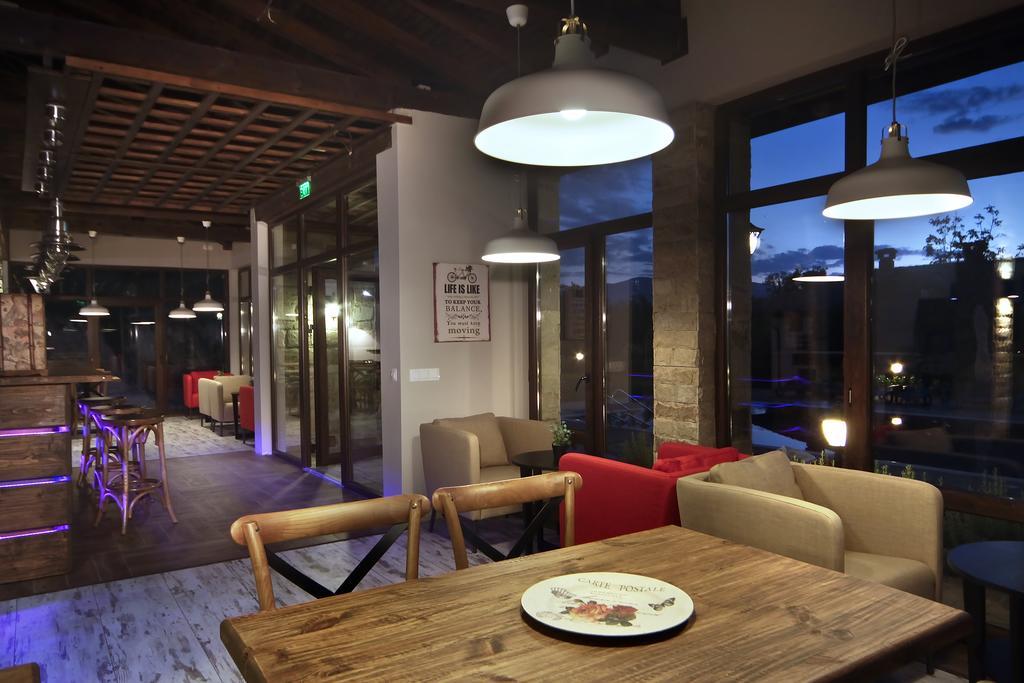 Esterra Vini Guest House Perushtitsa Екстериор снимка