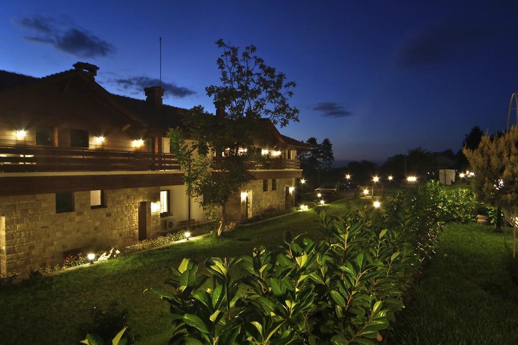 Esterra Vini Guest House Perushtitsa Екстериор снимка